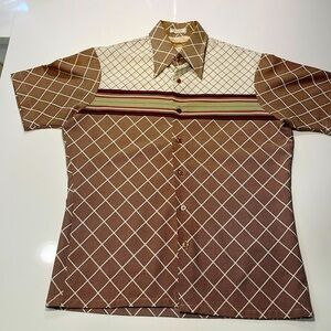 Awesome colorful 1970s vintage Sears King’s Road ‘Perma Prest’ shirt.